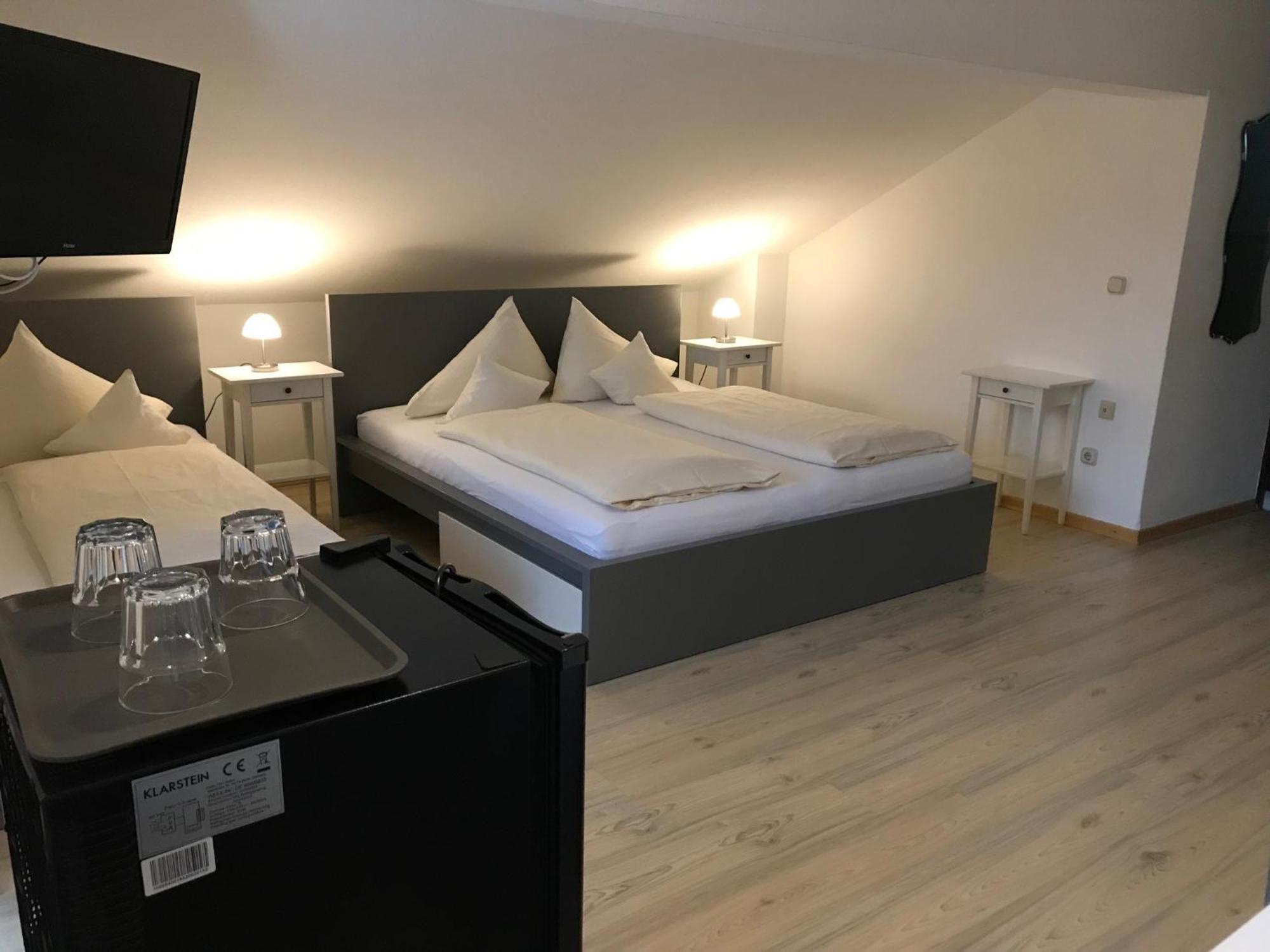Abendruhe Hotel - Kontaktloser Check In Оберхахинг Экстерьер фото